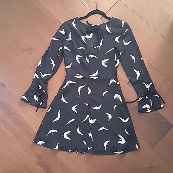 Dynamite Bird Dress - Picture 4 of 7